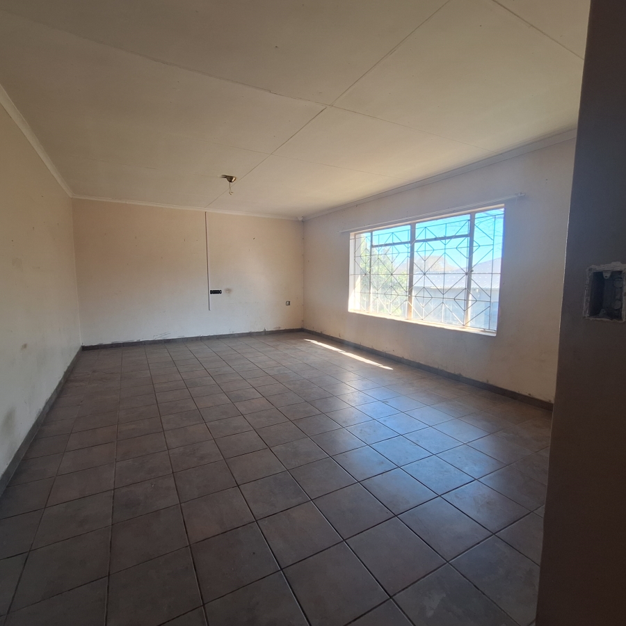 4 Bedroom Property for Sale in Frankfort Free State